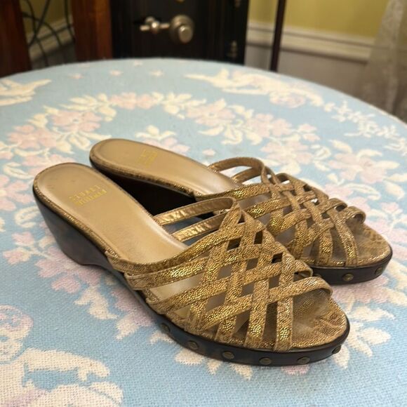 Stuart Weitzman BOHO Metallic Gold Clog Style Wedge Sandals EUC - Picture 1 of 7